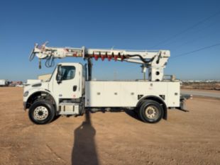 2020 Freightliner M2106 4x4 Terex C4047 Digger Derrick