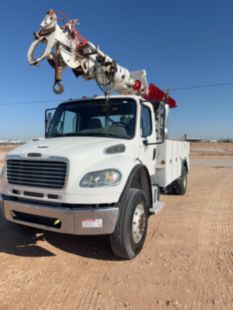 2019 Freightliner M2106 4x4 Terex C4047 Digger Derrick