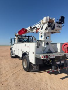 2019 Freightliner M2106 4x4 Terex C4047 Digger Derrick