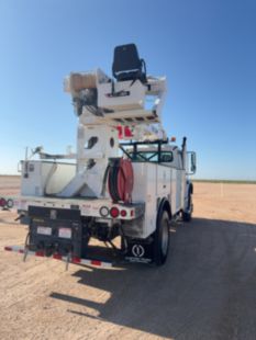 2019 Freightliner M2106 4x4 Terex C4047 Digger Derrick