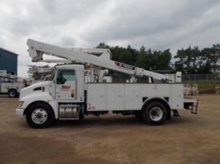 50 ft Insulated Non Material Handling Distribution Bucket Truck
