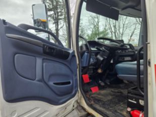 2008 Hino Diesel 4x2 Flatbed Arrow Board Truck