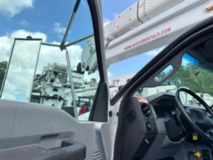 2015 Ford F-750 Diesel 4x2 Altec AA55 Material Handler Bucket Truck