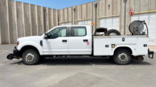 2019 Ford F350 Crew Cab 4x4 Hi-Rail Service Truck