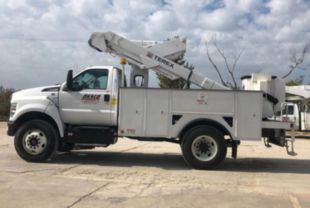 40 ft Insulated Non Material Handling Distribution Bucket Truck