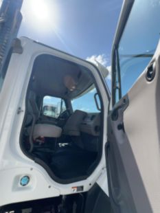 2015 Freightliner 108SD 6x6 Daycab Tractor