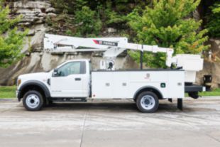 40 ft Non Insulated Telecom Bucket Truck