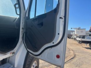 2019 Freightliner M2 Diesel 4x4 Terex Commander 4047 Digger Derrick Truck