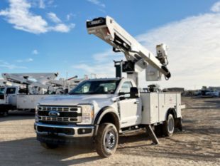 2025 Ford F600 4x4 Versalift VST-47-MHI Bucket Truck