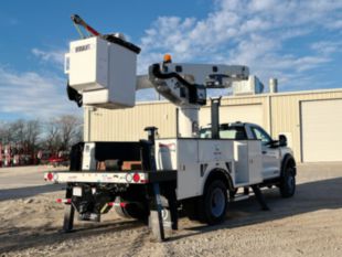 2025 Ford F600 4x4 Versalift VST-47-MHI Bucket Truck