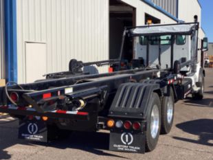 2025 Peterbilt 567 6x4 Load King 60K-CA Roll-Off Truck