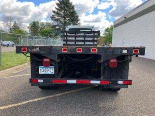 Knapheide Flatbed / 2005 Freightliner M2106 