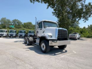 2015 Freightliner 108SD 6x6 Daycab Tractor