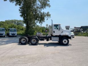 2015 Freightliner 108SD 6x6 Daycab Tractor