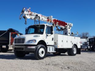 2016 Freightliner M2106 4x4 Terex C4047 Digger Derrick