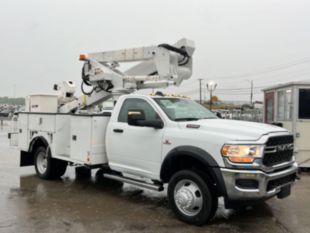 2025 Ford F550 4x4 Versalift VST-50-TN Bucket Truck
