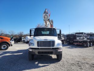 2016 Freightliner M2106 4x4 Terex C4047 Digger Derrick