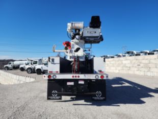 2016 Freightliner M2106 4x4 Terex C4047 Digger Derrick