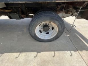 2015 Ford F-550 Crew Cab Powerstroke 4x4 Flat Bed Truck
