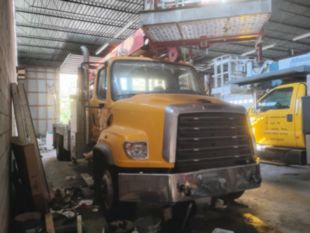 2013 Freightliner 114SD Crane Truck