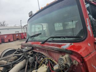 1995 Ford LT9000 Roll-Off Truck