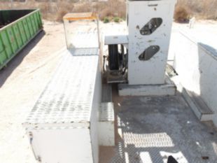 2011 Int'l 4300 Diesel Terex Commander 4047 Digger Derrick Truck