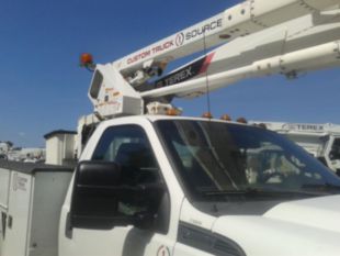 2015 Ford F550 4x4 Terex LT40 Bucket Truck