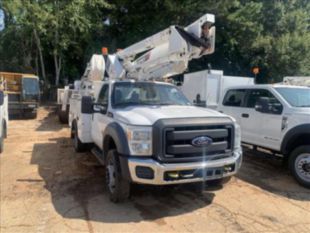 2015 Terex LT40 / 2015 Ford F550 Regular Cab 4x2 Bucket Truck