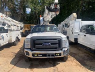 2015 Terex LT40 / 2015 Ford F550 Regular Cab 4x2 Bucket Truck