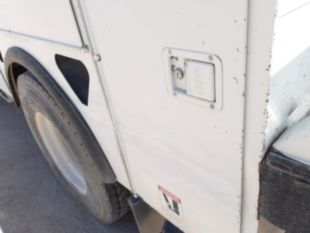 2011 Int'l 4300 Diesel Terex Commander 4047 Digger Derrick Truck