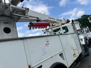 2016 Int'l 7300 Diesel 4x4 Terex Commander 4047 Digger Derrick Truck