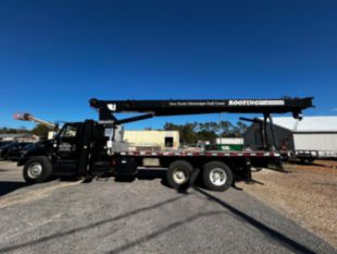 2007 Tandem Manitex 800 D - 30 Ton Boom Truck