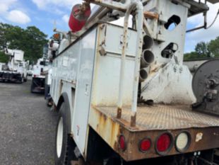 2016 Int'l 7300 Diesel 4x4 Terex Commander 4047 Digger Derrick Truck