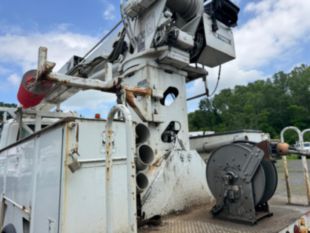 2016 Int'l 7300 Diesel 4x4 Terex Commander 4047 Digger Derrick Truck