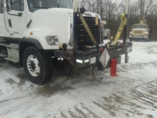 2016 Freightliner 108SD Crew Cab Diesel 6x4 IMT 14/98SL K3 Hi-Rail Section Truck