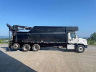 2018 Freightliner 114SD 8x4 Rotobec ELITE 915 Grapple Truck With Debris Body