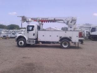 2017 Freightliner M2 Diesel 4x4 Terex Commander 4047 Digger Derrick