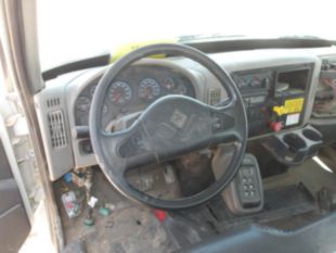 2011 Int'l 4300 Diesel Terex Commander 4047 Digger Derrick Truck