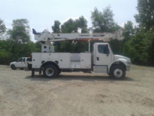 2017 Freightliner M2 Diesel 4x4 Terex Commander 4047 Digger Derrick
