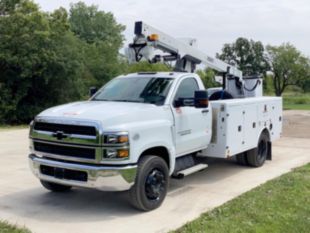 2023 Chevrolet 6500 4x2 Versalift SST-36-NE Bucket Truck