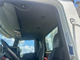 2016 Mack CHU613 Tandem Axle Day Cab