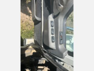 2016 Mack CHU613 Tandem Axle Day Cab