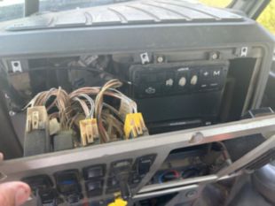 2016 Mack CHU613 Tandem Axle Day Cab