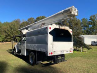 2007 Ford F-750 4x2 Altec Forestry Bucket Truck