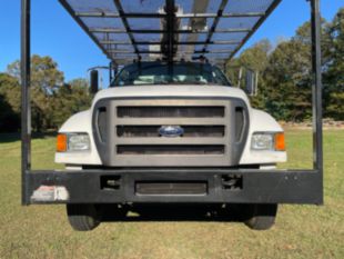 2007 Ford F-750 4x2 Altec Forestry Bucket Truck
