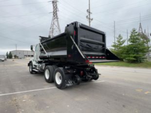 2021 WESTERN STAR 4700SB 6x4 Ox Bodies 14 Ft. Hi-Rail Roto Dump Truck