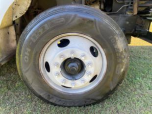 2007 Ford F-750 4x2 Altec Forestry Bucket Truck