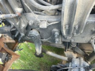 2016 Mack CHU613 Tandem Axle Day Cab