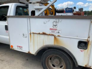 2016 Ford F-550 Gas Powered 4x4 Terex TL-38P Bucket Truck