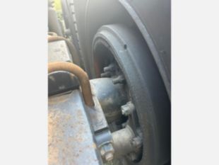 2016 Mack CHU613 Tandem Axle Day Cab